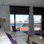 아파트 Vivienda Frente Al Mar *