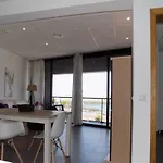 Vivienda Frente Al Mar *