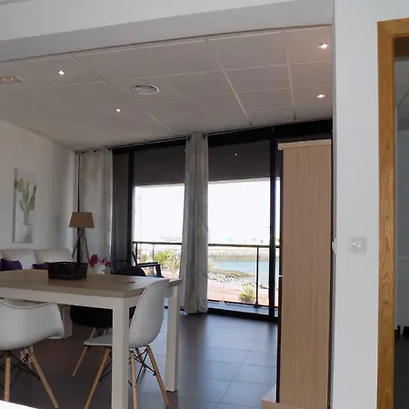 Vivienda Frente Al Mar *
